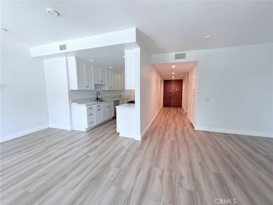 Dining toward kitchen