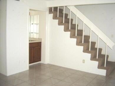 1536 Common Dr unit B, El Paso, TX 79936 - photo 2