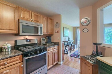 79 Green Briar Rd unit 79, Fitchburg, MA 01420 - photo 6