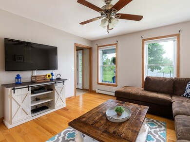 3 Old Academy St, Fairfax, VT 05454 - photo 5