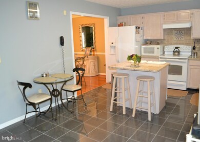 2204 Conquest Way unit 47, Odenton, MD 21113 - photo 2