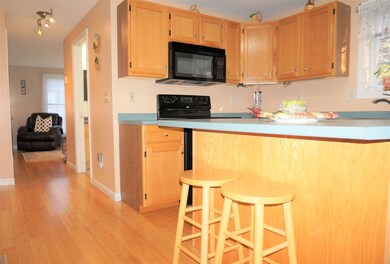 111 Blevens Dr, Manchester, NH 03104 - photo 4