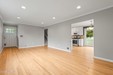 183 Crestview Dr, Middletown, NJ 07748 - photo 5