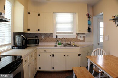 6226 Walnut Ave, Sykesville, MD 21784 - photo 4