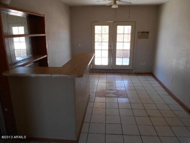023-220689 Family Room