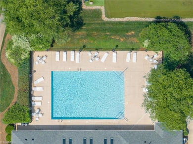 Neighborhood Pool!