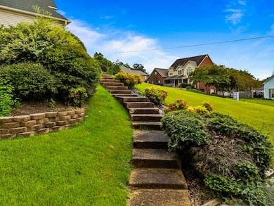 1121 Hickory View Dr, Morristown, TN 37814 - photo 7