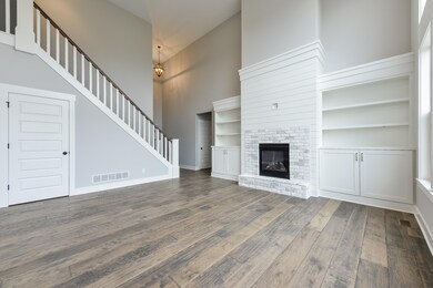 005-photo-living-room-6349794