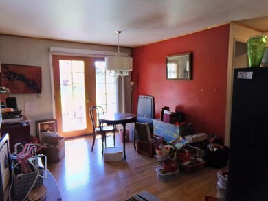 453 NE 12th St, Grants Pass, OR 97526 - photo 3