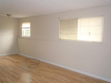 1111 Arrowhead Dr, Collinsville, IL 62234 - photo 2