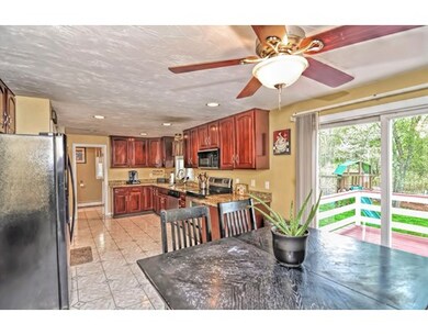 3 Acorn Cir, Milford, MA 01757 - photo 4