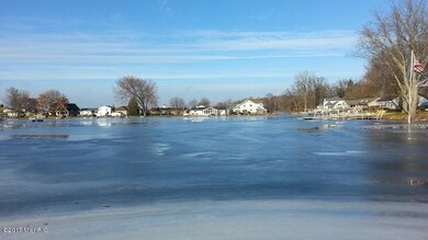 Diamond View Lagoon