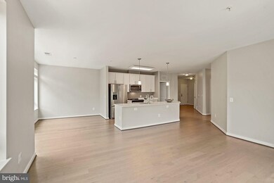 9430 Silver King Ct unit 208, Fairfax, VA 22031 - photo 7