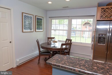 34 Crystal Rd, Levittown, PA 19057 - photo 5