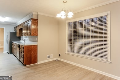 5132 Clearwater Dr, Stone Mountain, GA 30087 - photo 5