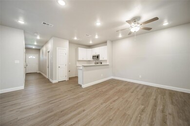 1016 W Ford St, Denison, TX 75020 - photo 6