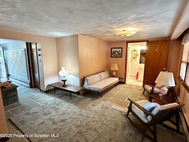 2613 Jackson St, Scranton, PA 18504 - photo 5