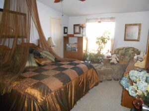 bedroom2