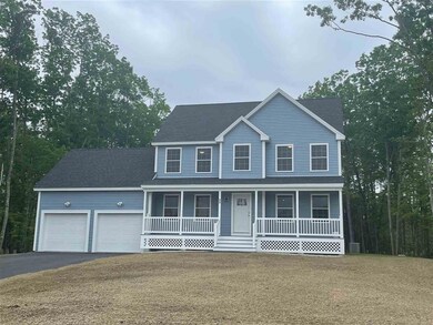 11 Bovee Ln unit 310-32, Rochester, NH 03868 - photo 2