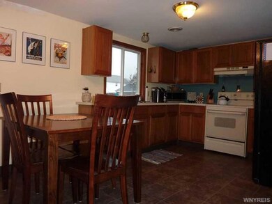 791 Meadow Dr, North Tonawanda, NY 14120 - photo 5