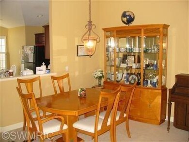 362 Round Hill Rd unit 3, Kalamazoo, MI 49009 - photo 4