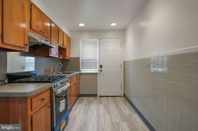 2735 W 3rd St, Wilmington, DE 19805 - photo 6