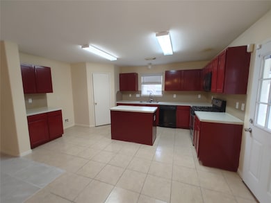 28907 Fox Run Blvd, Spring, TX 77386 - photo 6