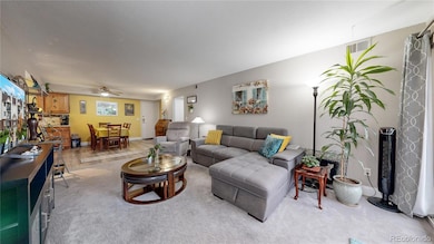 491 S Kalispell Way unit 305, Aurora, CO 80017 - photo 3