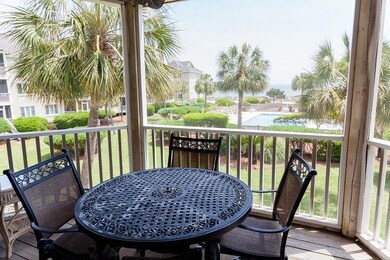 Screened in porch 1