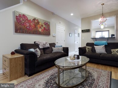 835 S Sharp St, Baltimore, MD 21230 - photo 5