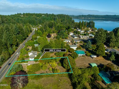 2092 E Alsea Highway, Waldport, OR 97394