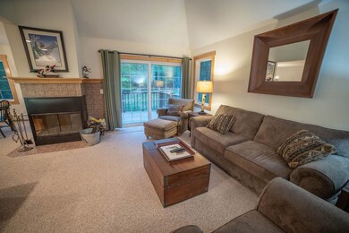 16 Queen Anne's Way, West Dover, VT 05356 - photo 5