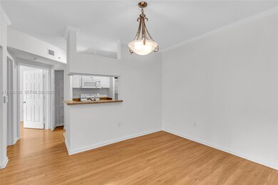 17150 N Bay Rd unit 2301, Sunny Isles Beach, FL 33160 - photo 6