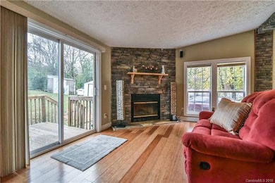 220 Erwin Hills Rd, Asheville, NC 28806 - photo 3