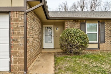 1509 NE 4th St, Moore, OK 73160 - photo 3