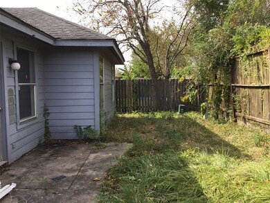 3106 Vega St, Houston, TX 77088 - photo 4