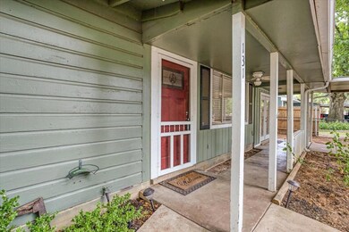 131 Pearce Dr, Pottsboro, TX 75076 - photo 4