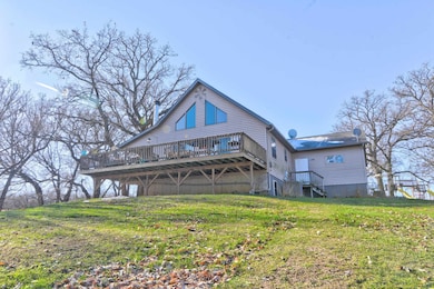 2071 395th Ave, Estherville, IA 51334 - photo 4