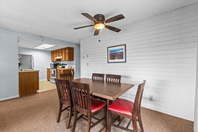 199 Mountainside Dr unit D402, Stowe, VT 05672 - photo 3