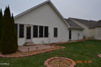 544 Woodgate Dr, Crossville, TN 38571 - photo 5