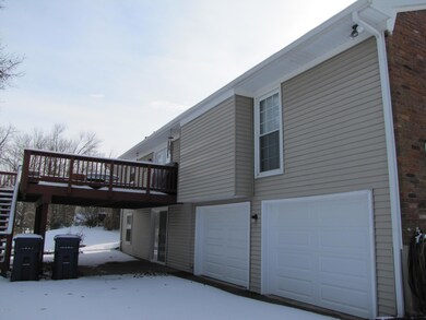 8108 Rosswood Ct, Louisville, KY 40291 - photo 5