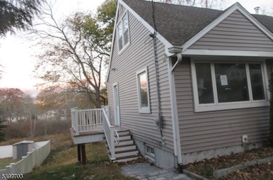 537 Dell Rd, Landing, NJ 07850 - photo 5