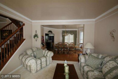 3355 Prince Edward Dr, White Plains, MD 20695 - photo 4