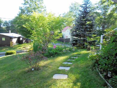 19 Woodbury St, Keene, NH 03431 - photo 4