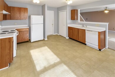 9555 W Constellation Dr, Pendleton, IN 46064 - photo 5