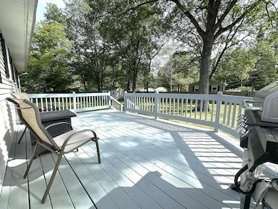 13 maplewood deck