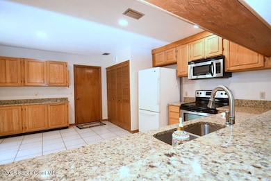 1214 Island Green Dr NE unit B39, Palm Bay, FL 32905 - photo 5