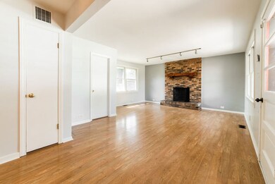 444 N Ridgeland Ave, Elmhurst, IL 60126 - photo 7