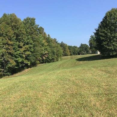 000 Cleveland School Rd unit 76, Beckley, WV 25801 - photo 2