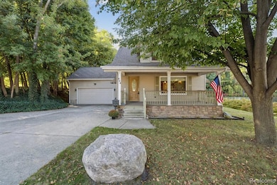 624 E Main St, Brighton, MI 48116 - photo 2